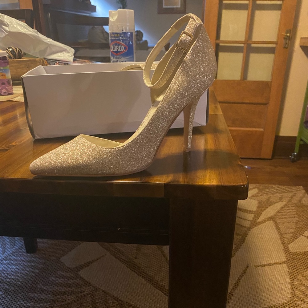 Champagne Gold Shoe